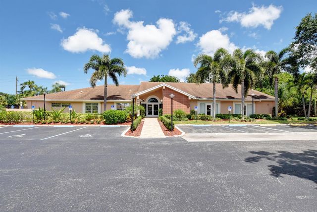 8256 Summerbreeze Lane, Boca Raton, FL 33496