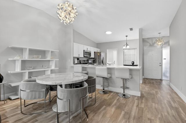 8256 Summerbreeze Lane, Boca Raton, FL 33496