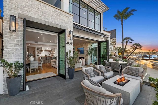 409 North Bayfront, Newport Beach, CA 92662