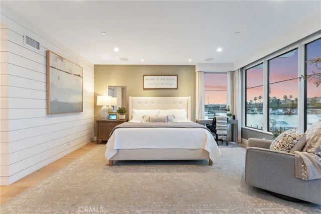 409 North Bayfront, Newport Beach, CA 92662