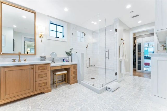 409 North Bayfront, Newport Beach, CA 92662