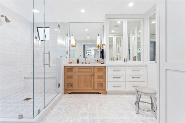 409 North Bayfront, Newport Beach, CA 92662