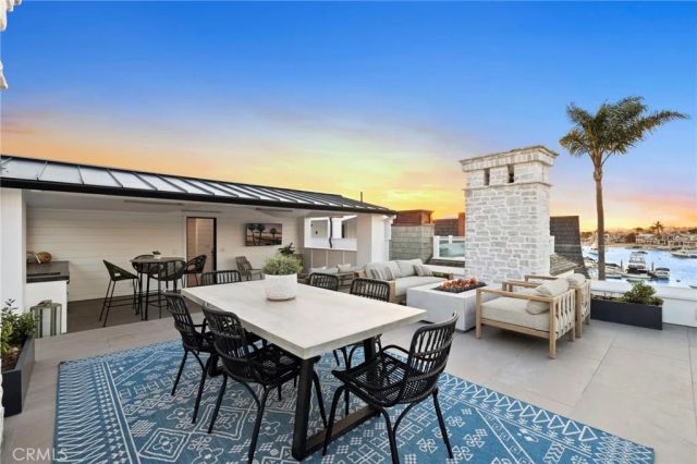 409 North Bayfront, Newport Beach, CA 92662