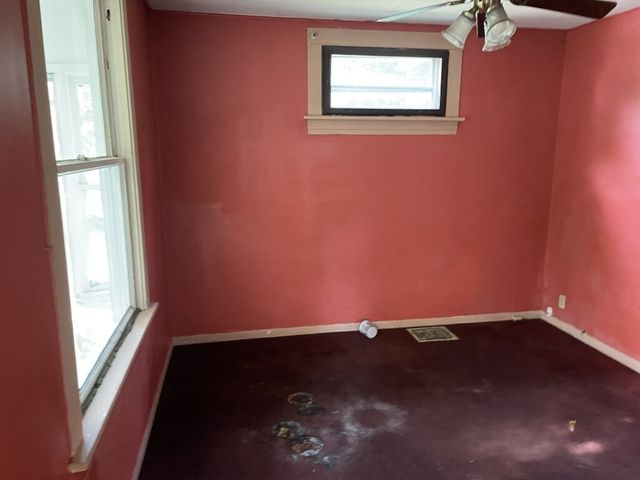 15276 State Street, South Holland, IL 60473