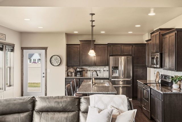 1207 N Augusta Ln, Deer Park, WA 99006