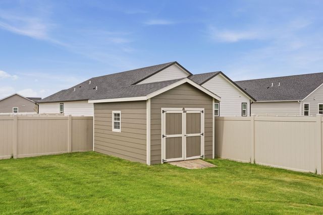 1207 N Augusta Ln, Deer Park, WA 99006