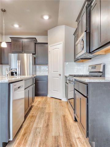 6172 Darlington, College Station, TX 77845