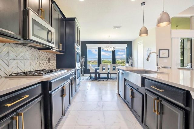 805 RIVIERA BELLA DRIVE, Debary, FL 32713