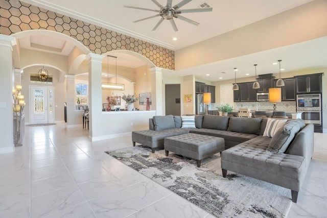 805 RIVIERA BELLA DRIVE, Debary, FL 32713