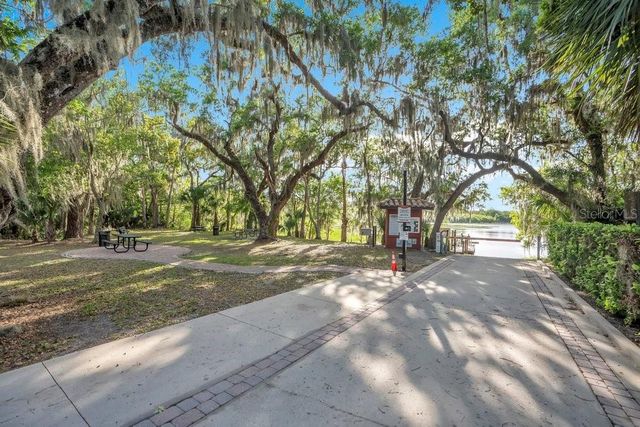 805 RIVIERA BELLA DRIVE, Debary, FL 32713