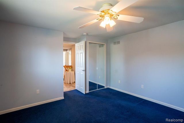 19031 Forrest Hill Drive, Woodhaven, MI 48183