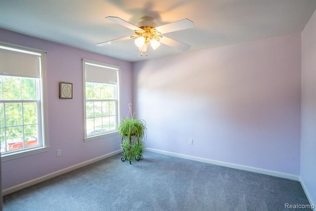19031 Forrest Hill Drive, Woodhaven, MI 48183