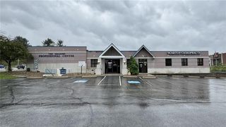 1385 Washington Rd, South Strabane, PA 15301