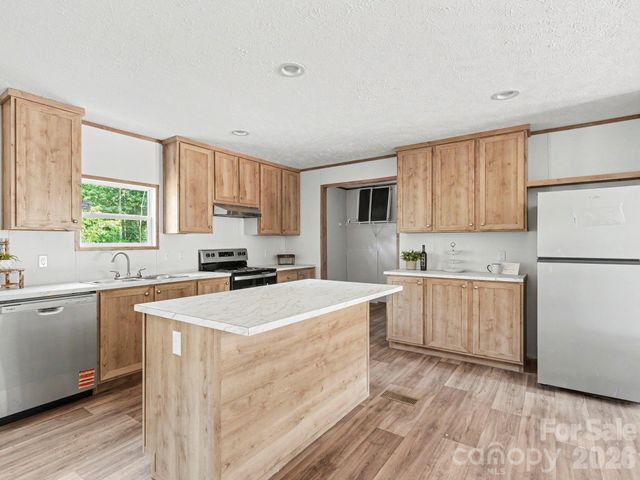 330 Middle Brook Drive, Rockwell, NC 28138