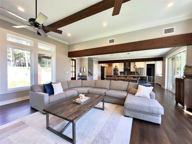 800 King Leonard Court, Scroggins, TX 75480