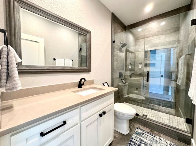 800 King Leonard Court, Scroggins, TX 75480