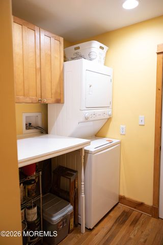 20 Brown Place, Red Bank, NJ 07701