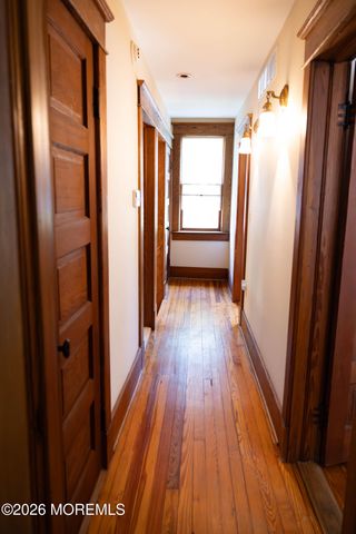 20 Brown Place, Red Bank, NJ 07701