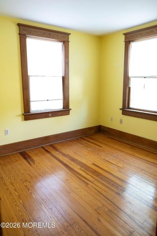 20 Brown Place, Red Bank, NJ 07701