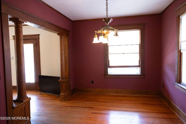 20 Brown Place, Red Bank, NJ 07701