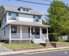 20 Brown Place, Red Bank, NJ 07701