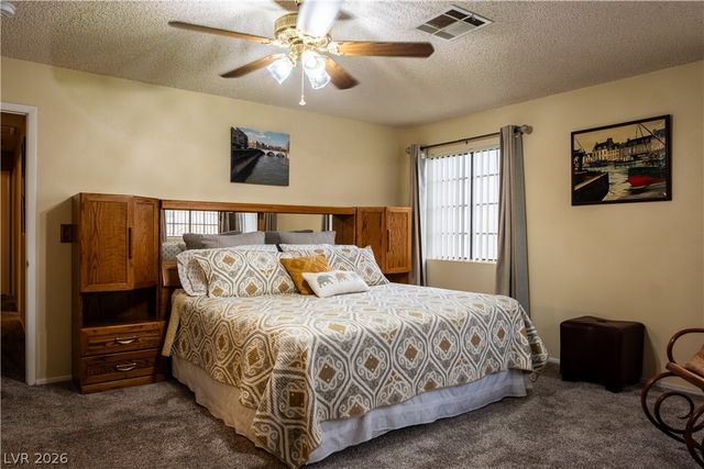 2820 South Swallow Point Circle, Las Vegas, NV 89117