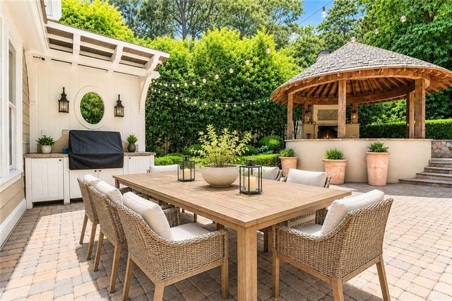 3717 Langley Oaks Place SE, Marietta, GA 30067