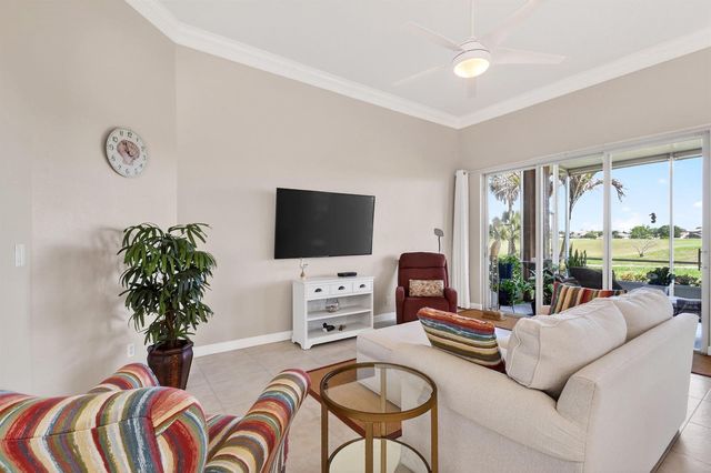 332 NW Stratford Lane, Port St. Lucie, FL 34983