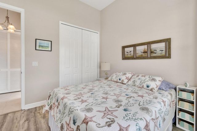 332 NW Stratford Lane, Port St. Lucie, FL 34983
