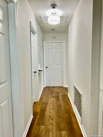 107 SHROPSHIRE DR, San Antonio, TX 78217