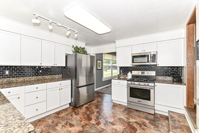 W198 Tombeau BOULEVARD, Genoa City, WI 53128