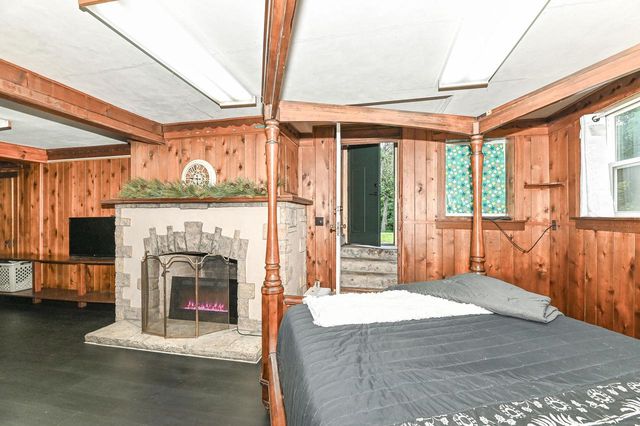 W198 Tombeau BOULEVARD, Genoa City, WI 53128