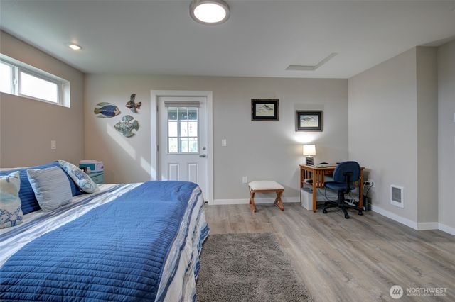 1436 Sand Pebble Avenue SW, Ocean Shores, WA 98569