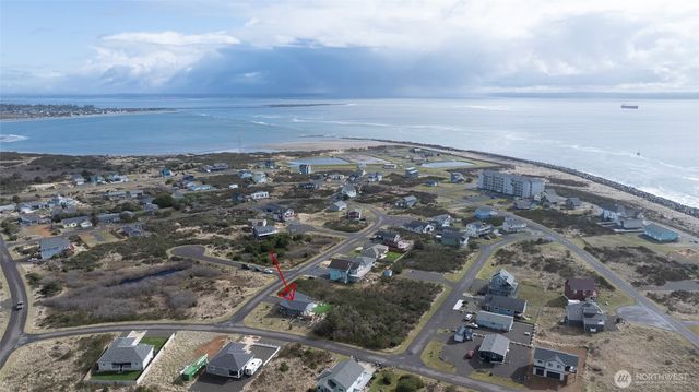 1436 Sand Pebble Avenue SW, Ocean Shores, WA 98569