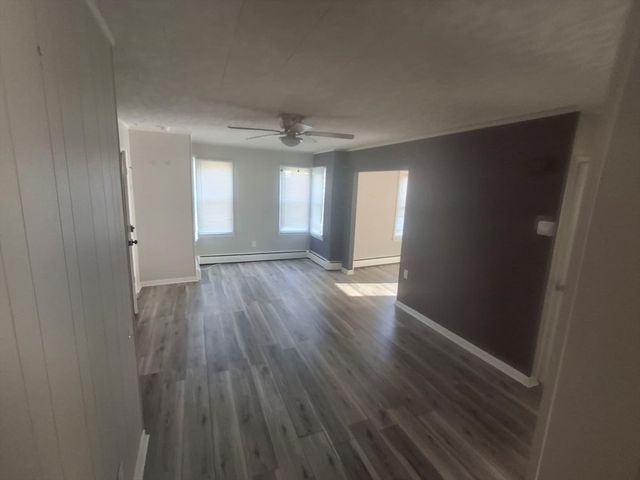 19 Manning 1, Fall River, MA 02723