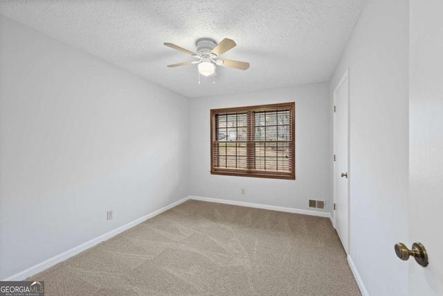 426 Riverlake Court, Woodstock, GA 30188