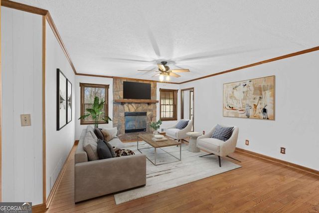 426 Riverlake Court, Woodstock, GA 30188