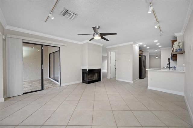 10416 SAINT TROPEZ PLACE, Tampa, FL 33615