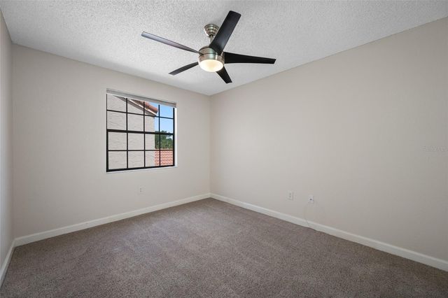 10416 SAINT TROPEZ PLACE, Tampa, FL 33615