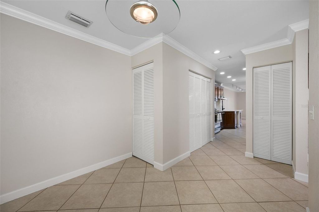 Image 26 of property listing at 10416 SAINT TROPEZ PLACE, Tampa, FL 33615