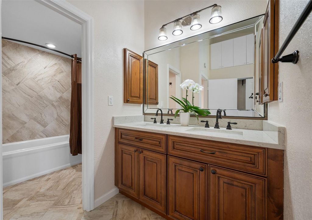 Image 33 of property listing at 10416 SAINT TROPEZ PLACE, Tampa, FL 33615