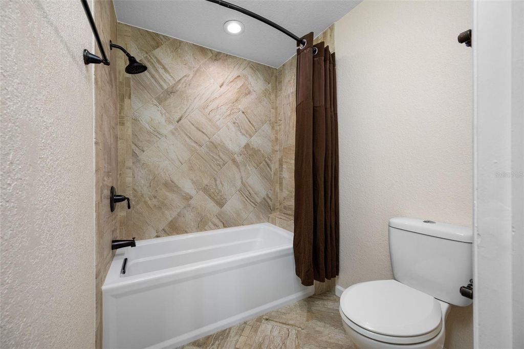 Image 34 of property listing at 10416 SAINT TROPEZ PLACE, Tampa, FL 33615