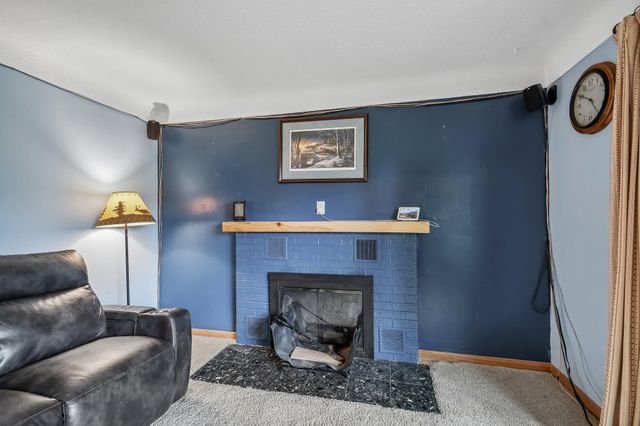 304 17th Avenue N, South Saint Paul, MN 55075