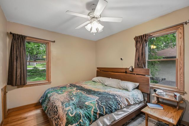 304 17th Avenue N, South Saint Paul, MN 55075