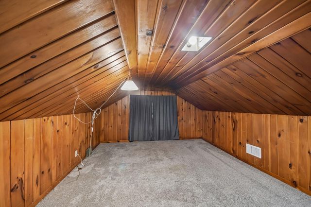 304 17th Avenue N, South Saint Paul, MN 55075