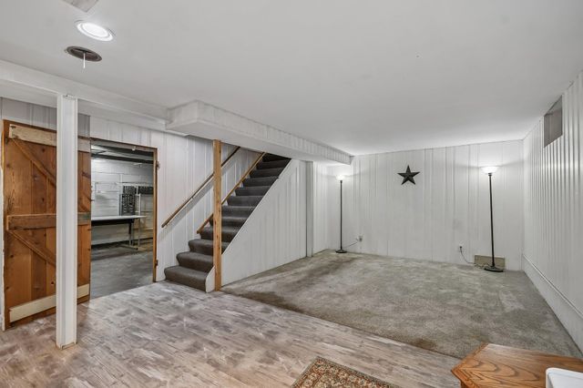 304 17th Avenue N, South Saint Paul, MN 55075