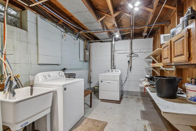304 17th Avenue N, South Saint Paul, MN 55075