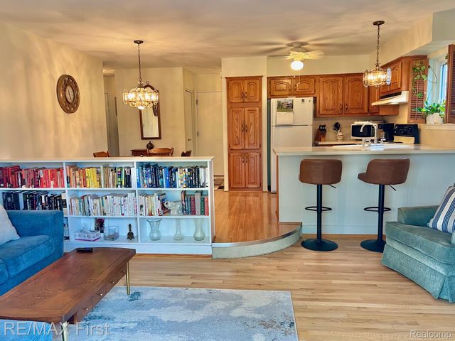 15662 Liverpool Street, Livonia, MI 48154