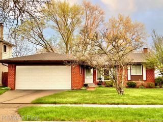 15662 Liverpool Street, Livonia, MI 48154