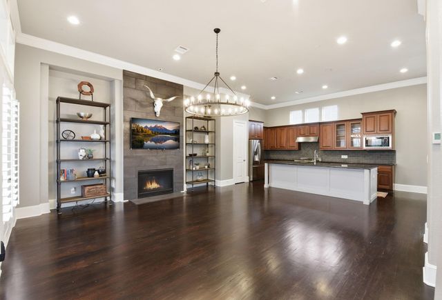 10933 Upland Park, Houston, TX 77043